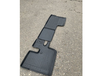 Новый Кабина и интерьер для Грузовиков Без бренда Ковров кабины Камаз (электронный педаль газа) 3.шт: фото 4 Новый Кабина и интерьер для Грузовиков Без бренда Ковров кабины Камаз (электронный педаль газа) 3.шт: фото 4