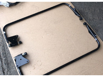 : фото в шапке страницы