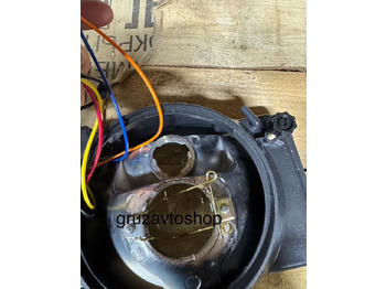 Новый Передняя фара для Грузовиков Евро 21 Век Фара квадратная камаз евро бл (гладкая)(к-т 2.шт): фото 5 Новый Передняя фара для Грузовиков Евро 21 Век Фара квадратная камаз евро бл (гладкая)(к-т 2.шт): фото 5