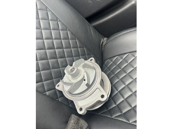 Новый Помпа для Грузовиков ИжМаш (Ижевский машиностроительный завод) Насос водяной евро-4,5 под кондиционер 8 ручьев: фото 3