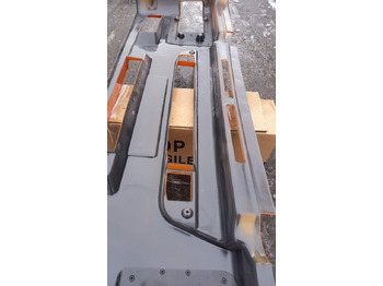 Новый Бампер для Грузовиков KAMAZ Бампер на камаз 65115 рестайлинг пластик: фото 4