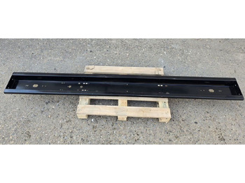 Новый Бампер для Грузовиков KAMAZ Буфер задний камаз евро широкий с фонарями: фото 3 Новый Бампер для Грузовиков KAMAZ Буфер задний камаз евро широкий с фонарями: фото 3