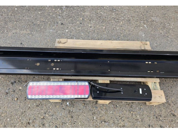 Новый Бампер для Грузовиков KAMAZ Буфер задний камаз евро широкий с фонарями: фото 2 Новый Бампер для Грузовиков KAMAZ Буфер задний камаз евро широкий с фонарями: фото 2