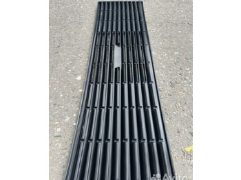 Новый Решётка радиатора для Грузовиков MAZ Облицовка радиатора маз-64229 (абс пластик): фото 2 Новый Решётка радиатора для Грузовиков MAZ Облицовка радиатора маз-64229 (абс пластик): фото 2