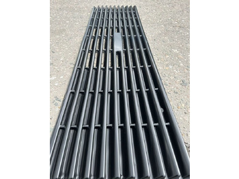 Новый Решётка радиатора для Грузовиков Пластэк Облицовка радиатора маз-64229: фото 3 Новый Решётка радиатора для Грузовиков Пластэк Облицовка радиатора маз-64229: фото 3