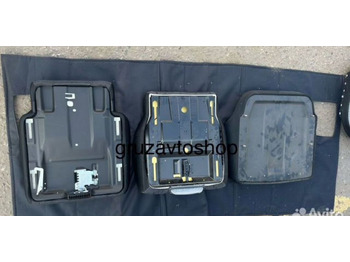 Новый Сиденье для Грузовиков Риат Подушка сидения камаз на пневмоподвеске (поролон): фото 3 Новый Сиденье для Грузовиков Риат Подушка сидения камаз на пневмоподвеске (поролон): фото 3