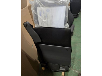 Новый Сиденье для Грузовиков Риат Сиденье камаз-евро левое на пневмо Н/О оао риат: фото 2