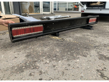 : фото в шапке страницы