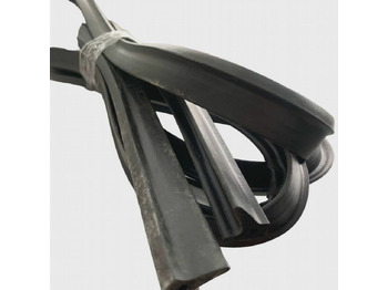 : фото в шапке страницы