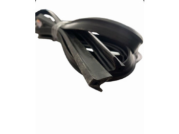 Новый Дверь и запчасти для Грузовиков Уплотнитель двери камаз (губчатый,неармир 4 м): фото 3