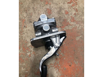 : фото в шапке страницы