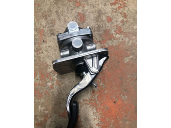 : фото в шапке страницы