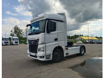 Тягач КАМАЗ 54901