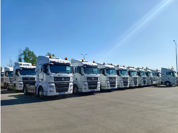 Тягач SINOTRUK