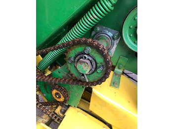 Пресс-подборщик рулонный John Deere 580: фото 4