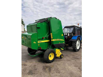 Пресс-подборщик рулонный John Deere 582: фото 3