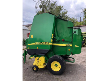 Пресс-подборщик рулонный John Deere 582: фото 3