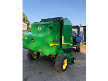 Пресс-подборщик рулонный John Deere 582: фото 3