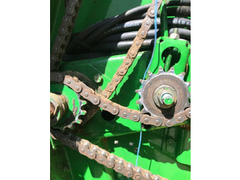 Пресс-подборщик рулонный John Deere 590: фото 5