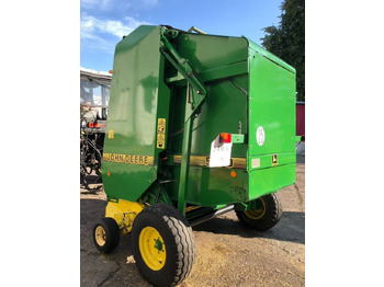 Пресс-подборщик рулонный John Deere 590: фото 3