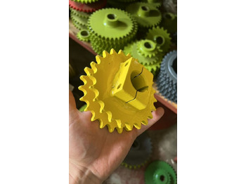 Новый Запчасти для Сельскохозяйственной техники CLAAS Звездочка для пресс подборщика: фото 3