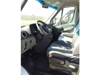 Новый Цельнометаллический фургон, Грузопассажирский фургон МАЗ 365022: фото 5