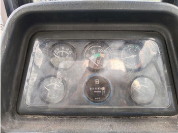 Бульдозер Beezone D16: фото 3