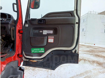 Рефрижератор Isuzu Giga Max: фото 3 Рефрижератор Isuzu Giga Max: фото 3