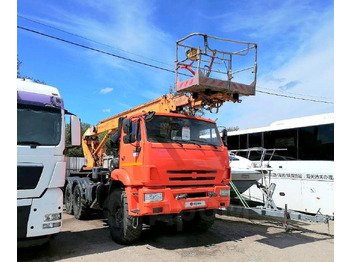 Грузовик с подъемником КАМАЗ 43118