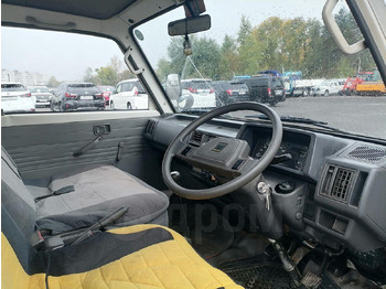 Грузовик бортовой/ Платформа Mazda Bongo Brawny: фото 3