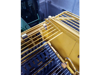 Свеклоуборочный комбайн Ropa Maschinenbau Tiger 6s: фото 4 Свеклоуборочный комбайн Ropa Maschinenbau Tiger 6s: фото 4