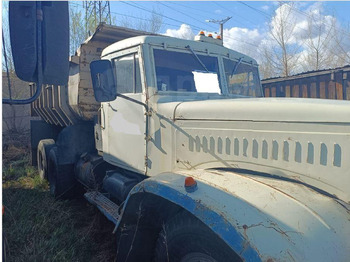 : фото в шапке страницы