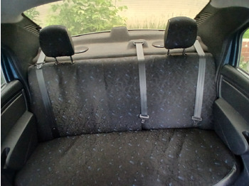 Легковой автомобиль RENAULT SR: фото 4 Легковой автомобиль RENAULT SR: фото 4