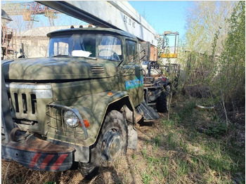 Грузовик с подъемником ЗИЛ