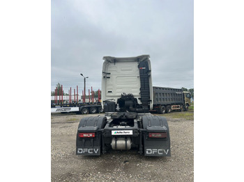 Тягач Dongfeng DFH: фото 4 Тягач Dongfeng DFH: фото 4