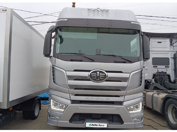 Тягач FAW J7: фото 2