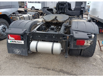 Тягач FAW J7: фото 5