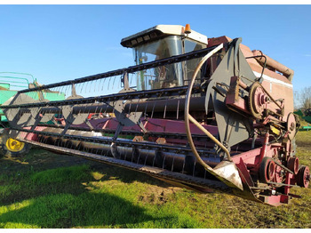 Зерноуборочный комбайн