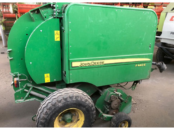 Пресс-подборщик рулонный John Deere F440E: фото 3