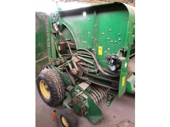 Пресс-подборщик рулонный John Deere F440E: фото 2