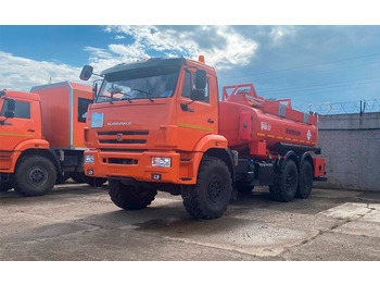 Грузовик с цистерной КАМАЗ