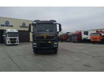 Бортовой грузовик/ Платформа, Автоманипулятор Бортовой грузовик Howo T5G 6х4 с КМУ Sunhunk K-238, 2025: фото 3 Бортовой грузовик/ Платформа, Автоманипулятор Бортовой грузовик Howo T5G 6х4 с КМУ Sunhunk K-238, 2025: фото 3