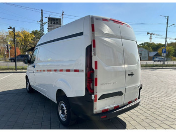 Новый Цельнометаллический фургон Ford Transit: фото 5
