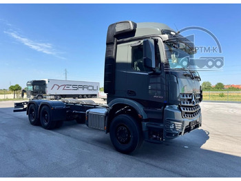 Новый Лесовоз Mercedes-Benz Actros 3348A: фото 2