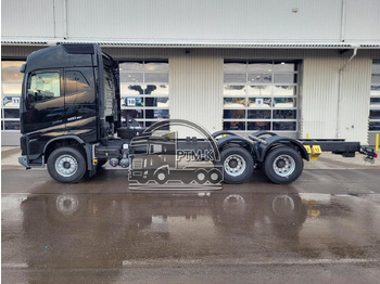 Новый Лесовоз, сортиментовоз, Автоманипулятор Volvo FH500: фото 3