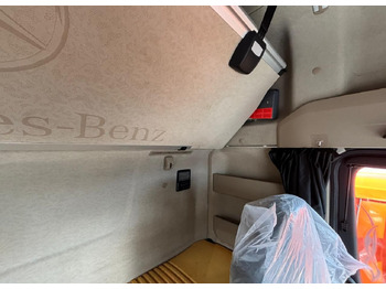 Тягач Mercedes-Benz Actros: фото 5