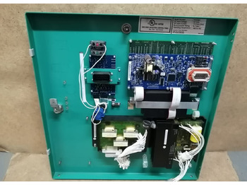 Электрическая система Cummins PCC3201 Контроллер Cummins PowerCommand 3201: фото 3 Электрическая система Cummins PCC3201 Контроллер Cummins PowerCommand 3201: фото 3