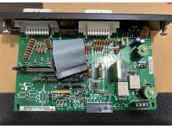 : фото в шапке страницы