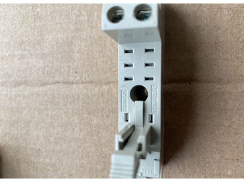 Новый Реле Реле напряжения omron G2R-2-SND: фото 3