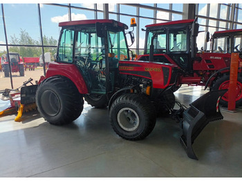 Коммунальный трактор